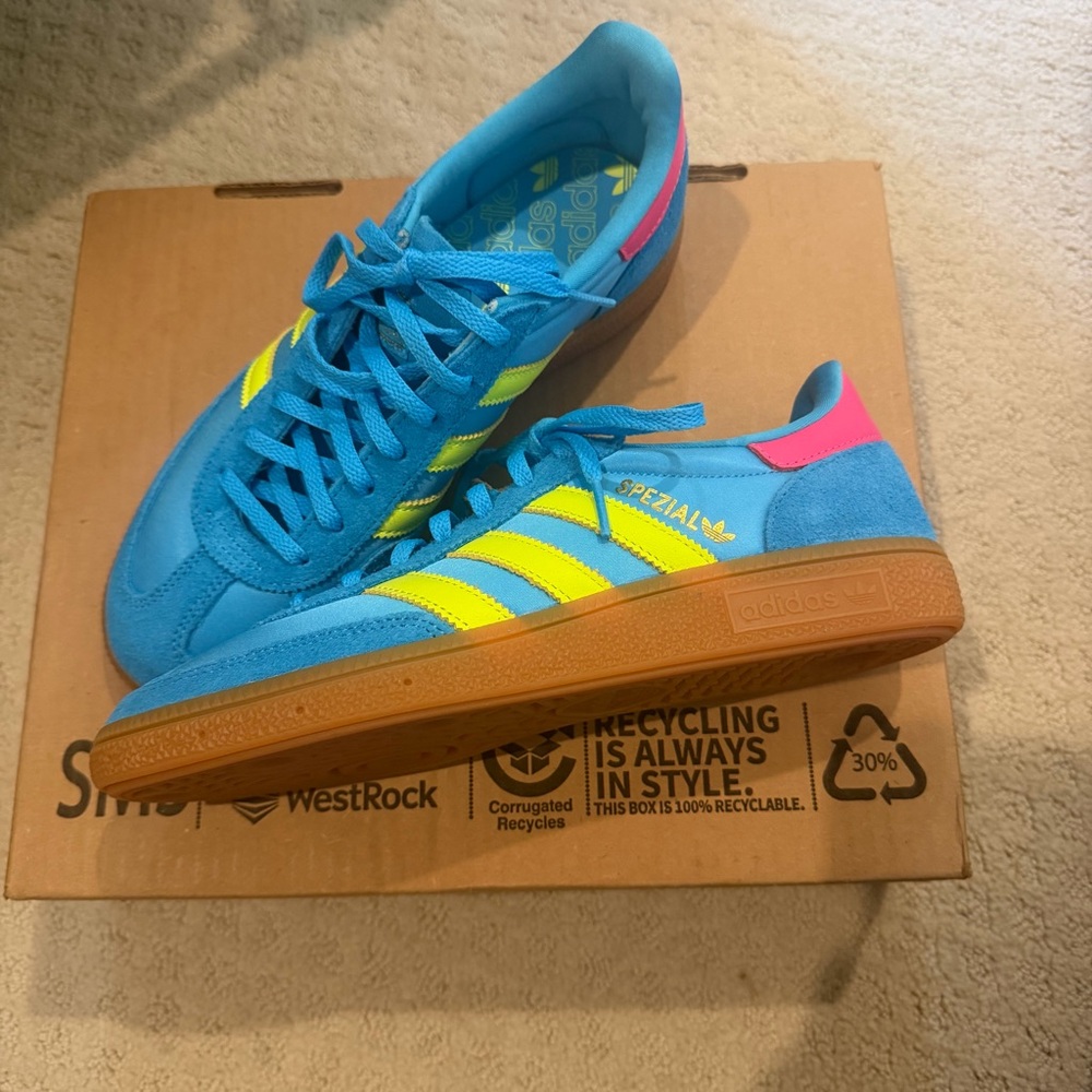 NEW Women's Adidas Handball Spezial Shoes 'Sky Rush' Sz 8.5 - Picture 10 of 13